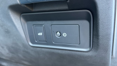 Land Rover Range Rover Evoque 2.0 D200 R-Dynamic HSE 5dr Auto Diesel Hatchback